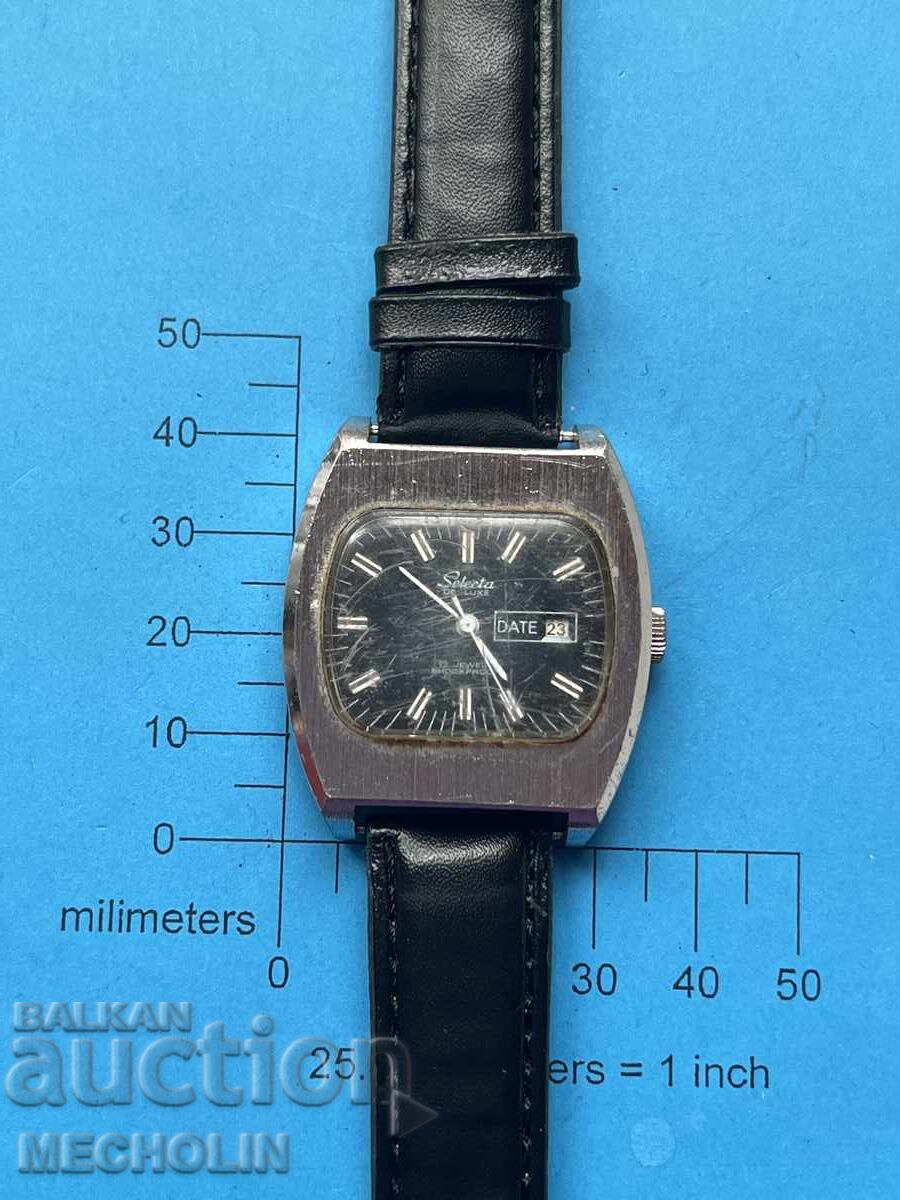 WATCH 40 with price 25.00 BGN | € 12.78