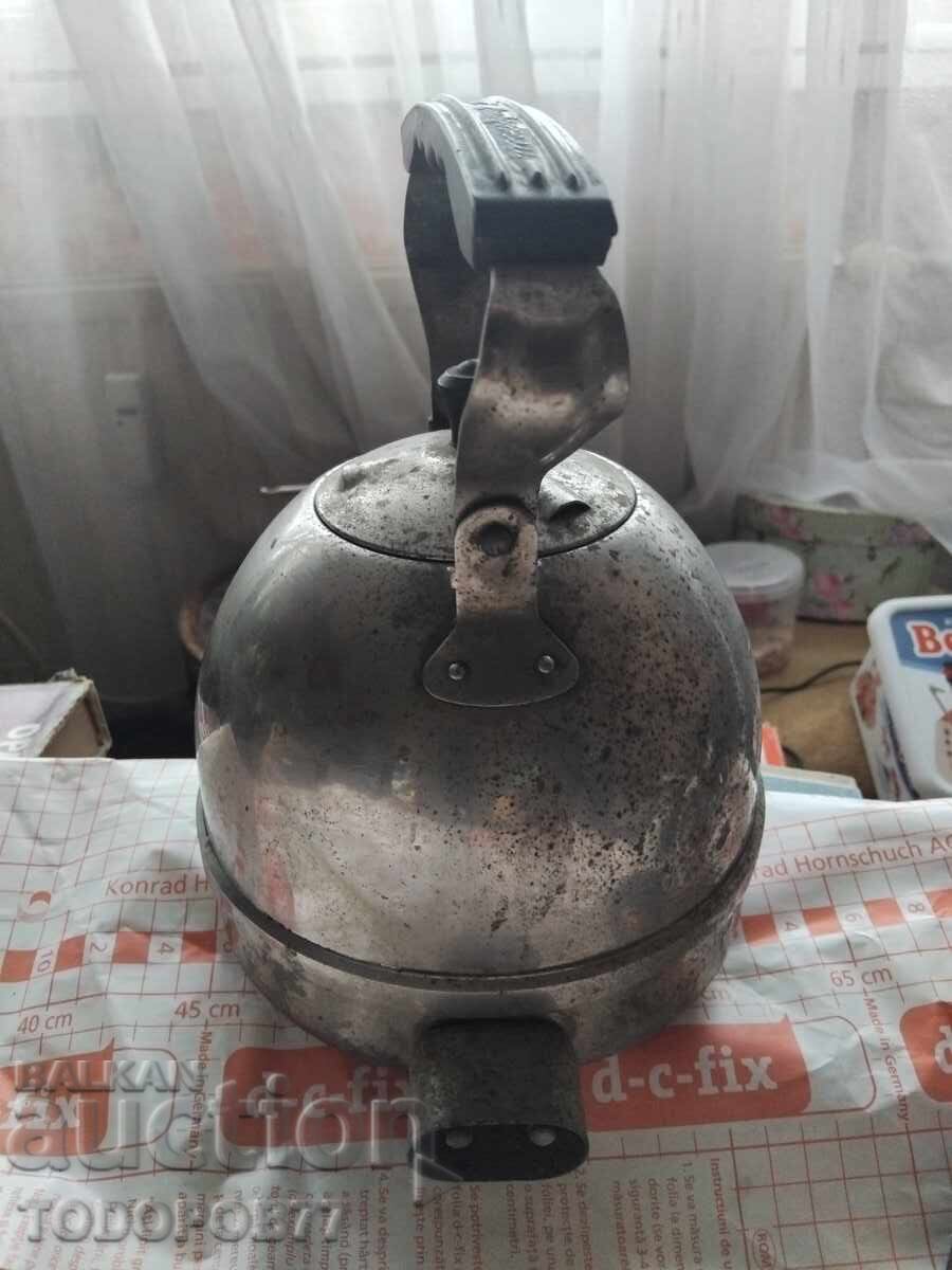 Ρωσικό ηλεκτρικό βραστήρα με τιμή 0.01 BGN | € 0.01