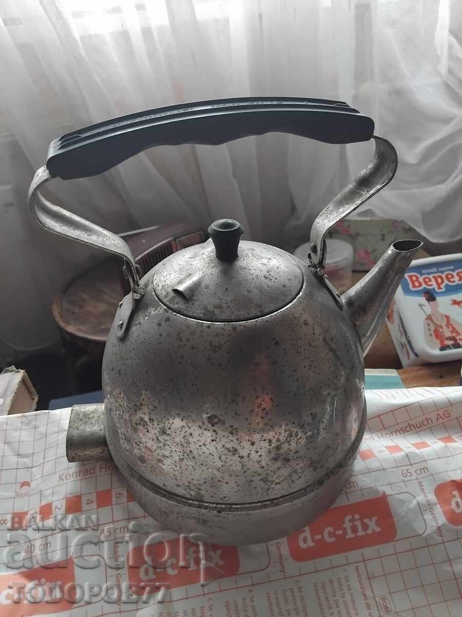 Ρωσικό ηλεκτρικό βραστήρα