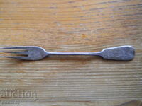 Сребърна антична десертна виличка - САЩ