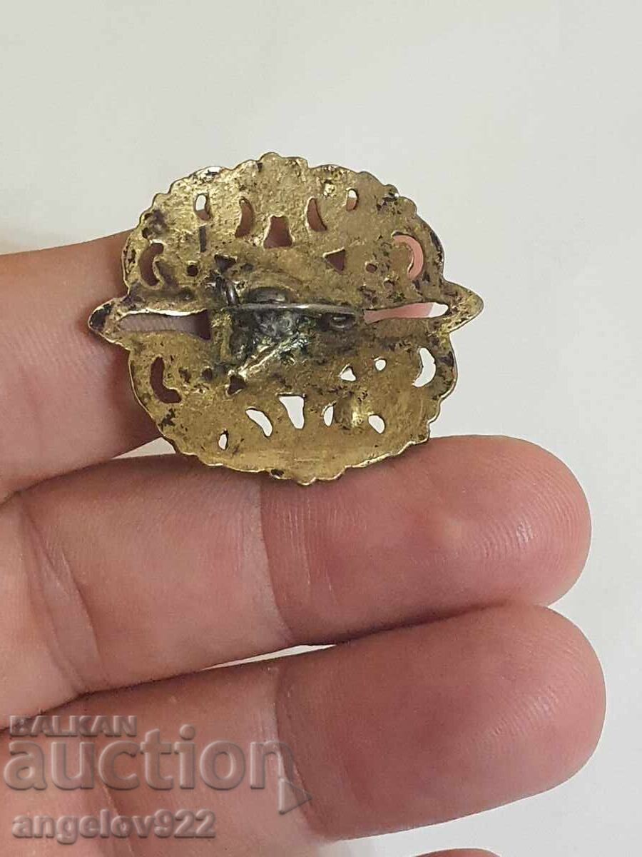 Delivery of Vintage brooch!!!