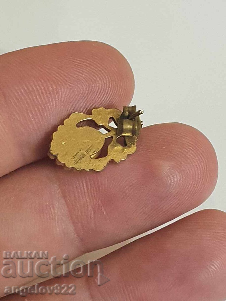 Delivery of Vintage earrings!!!