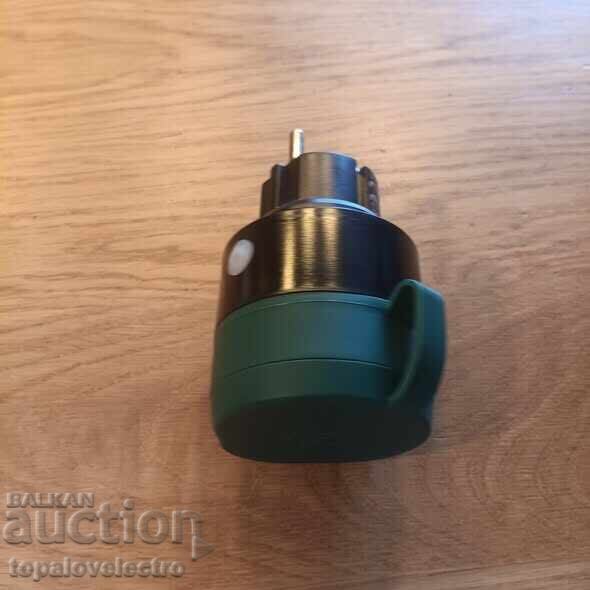 Доставка на WiFi Смарт контакт IP44, с измерване на консумация