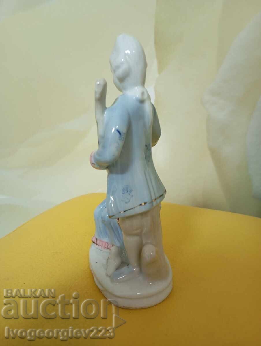 Porcelain figurine with price 17.00 BGN | € 8.69 Porcelain figurine with price 17.00 BGN | € 8.69