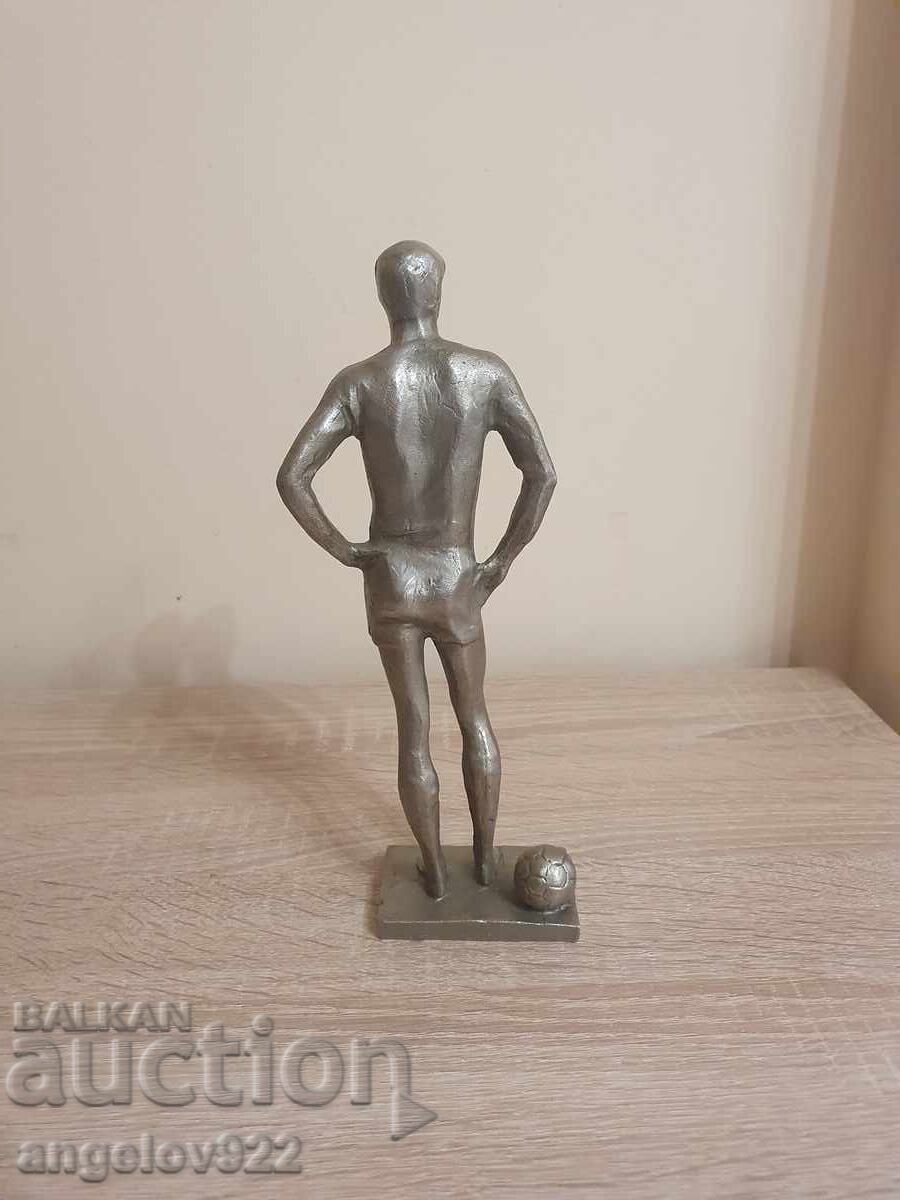 Licitație Figurină statuetă masivă din aluminiu Licitație Figurină statuetă masivă din aluminiu