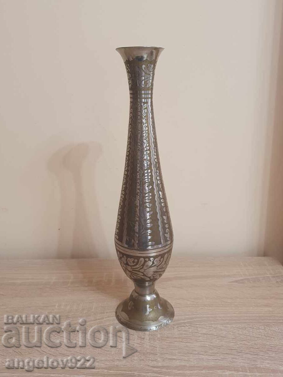 Голяма гравирана бронзова ваза!!!