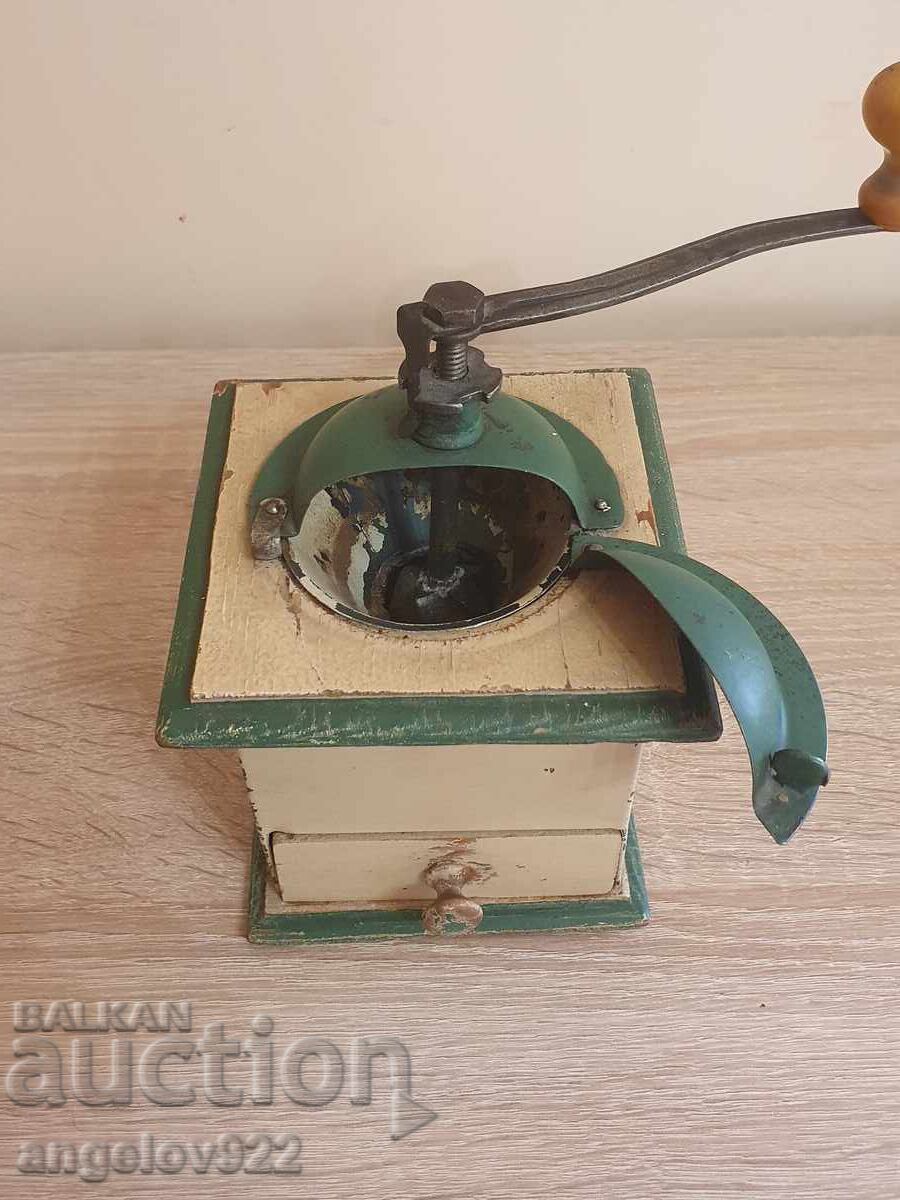 Vintage coffee grinder!!! - 6
