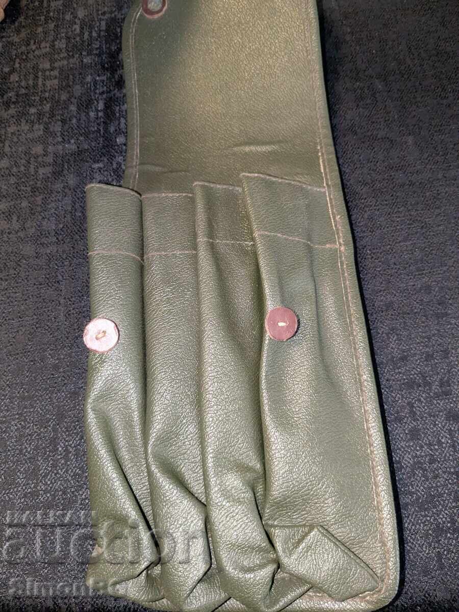 Auction  Bulgarian PPS-43 magazine pouch, variant 4
