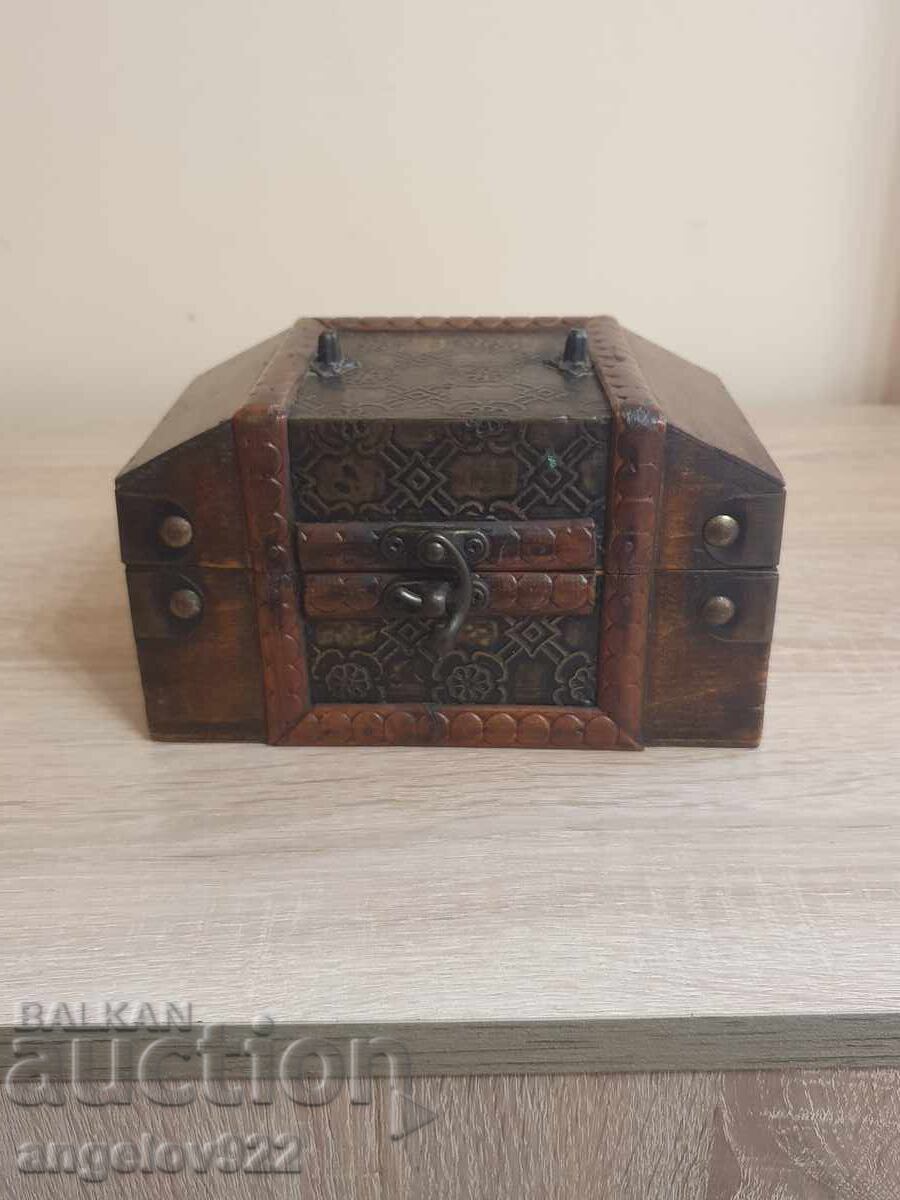 Βίντατζ ξύλινο κουτί κοσμημάτων!!!