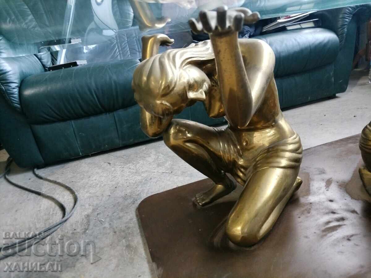BEAUTIFUL BRONZE COFFEE TABLE with price € 850.00 | 1662.46 BGN
