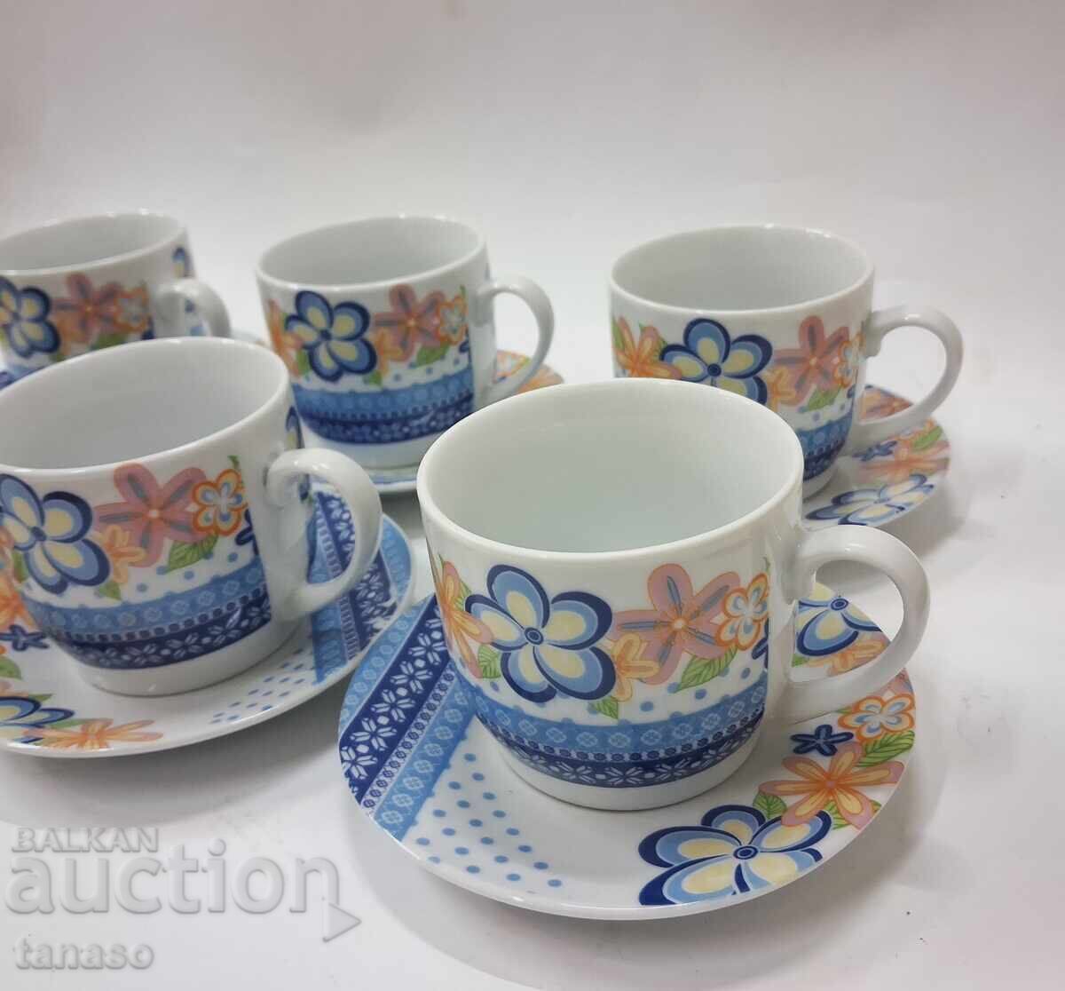 Auction Vintage porcelain coffee set, unused Auction Vintage porcelain coffee set, unused