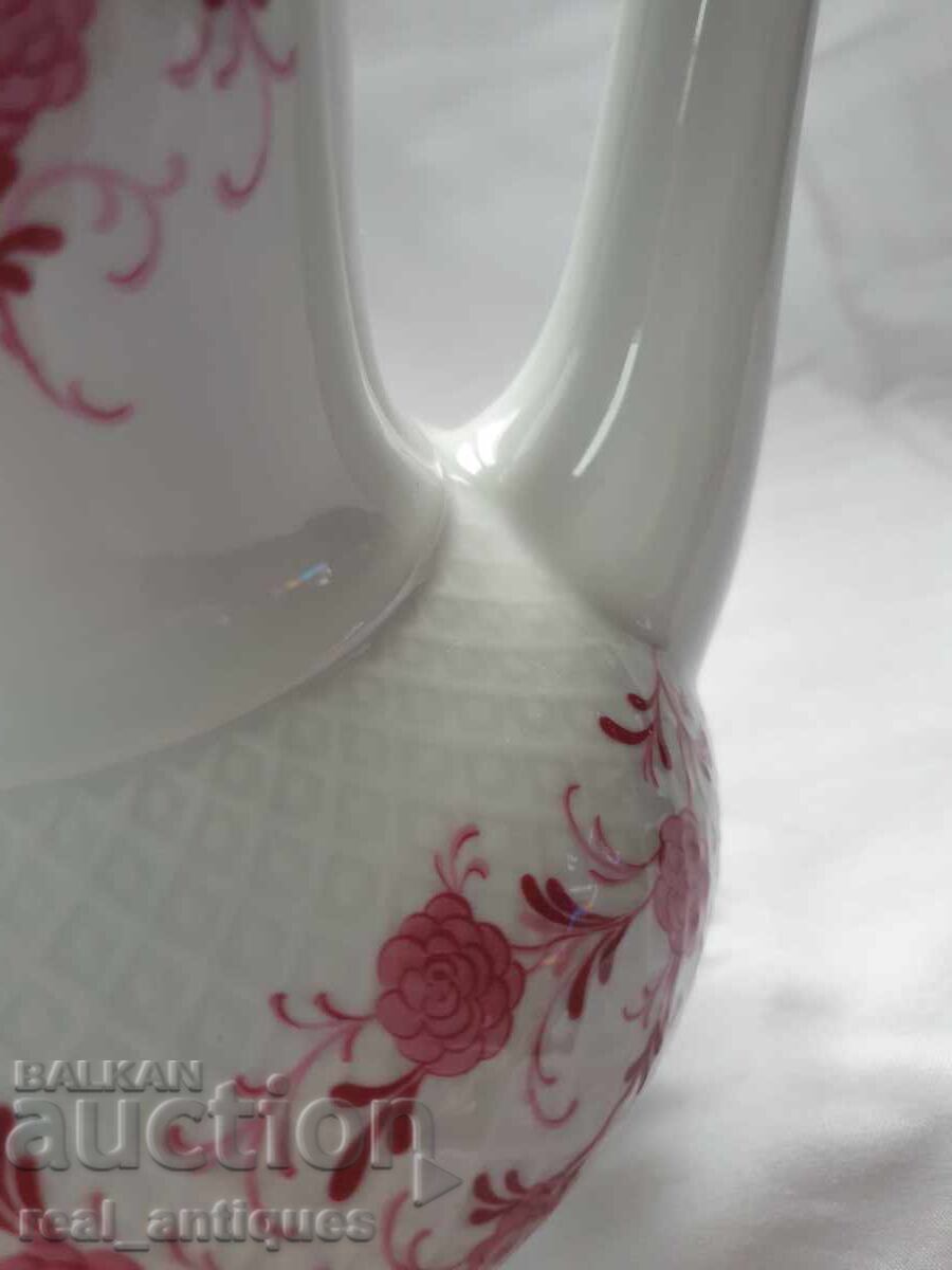 Аукцион Порцеланов чайник