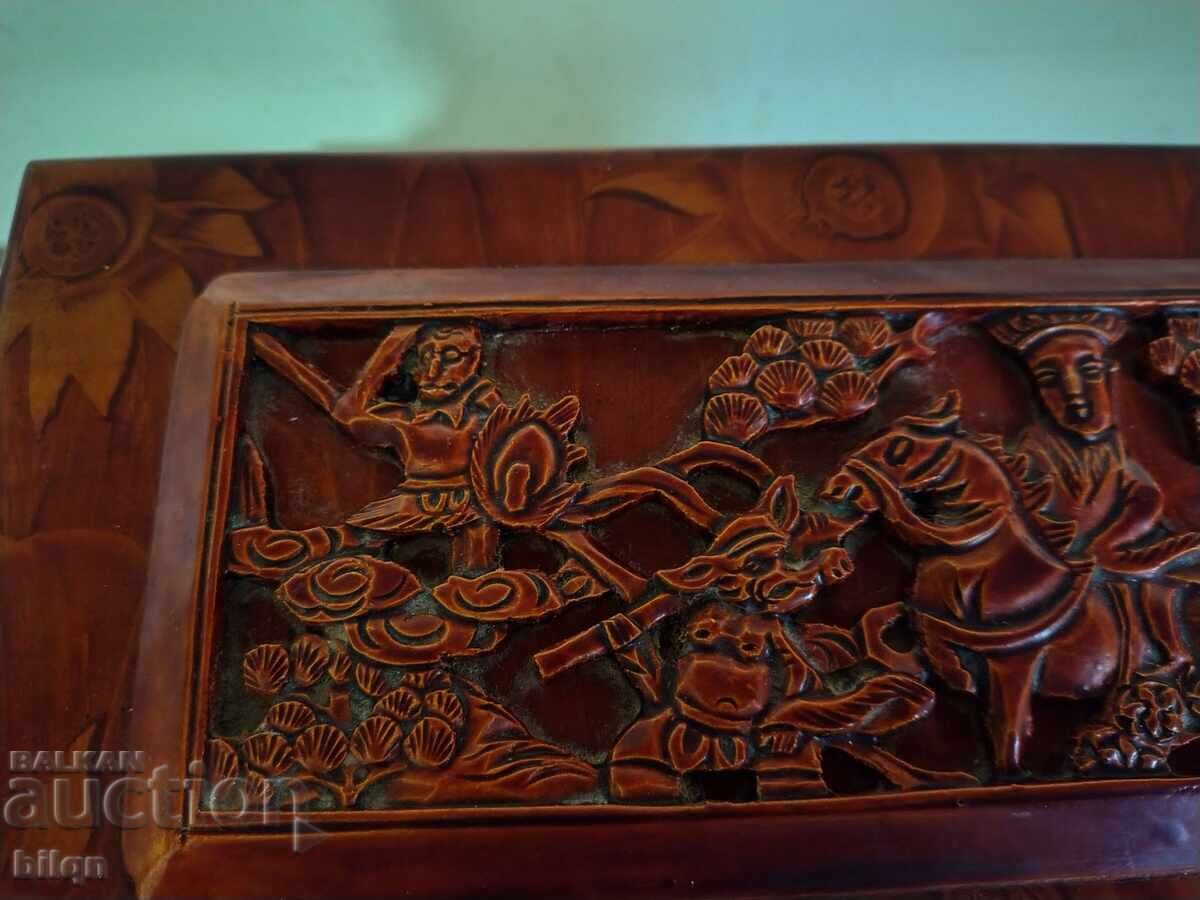 Аукцион Прекрасна Дървена Кутия За Бижута,Дранкулки Аукцион Прекрасна Дървена Кутия За Бижута,Дранкулки