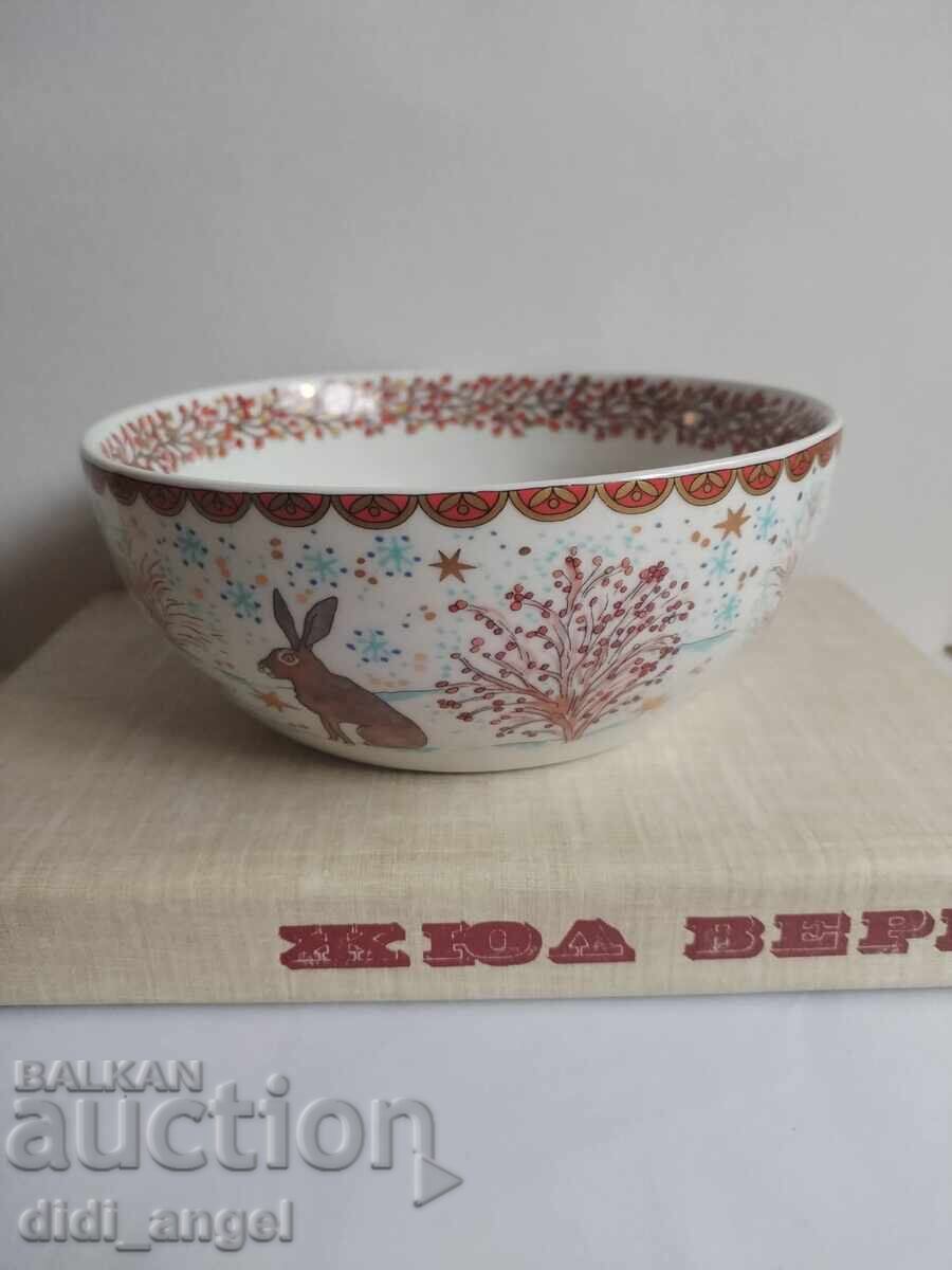 Cupa de Crăciun pentru colecționari cu preț 55.00 BGN | € 28.12 Cupa de Crăciun pentru colecționari cu preț 55.00 BGN | € 28.12