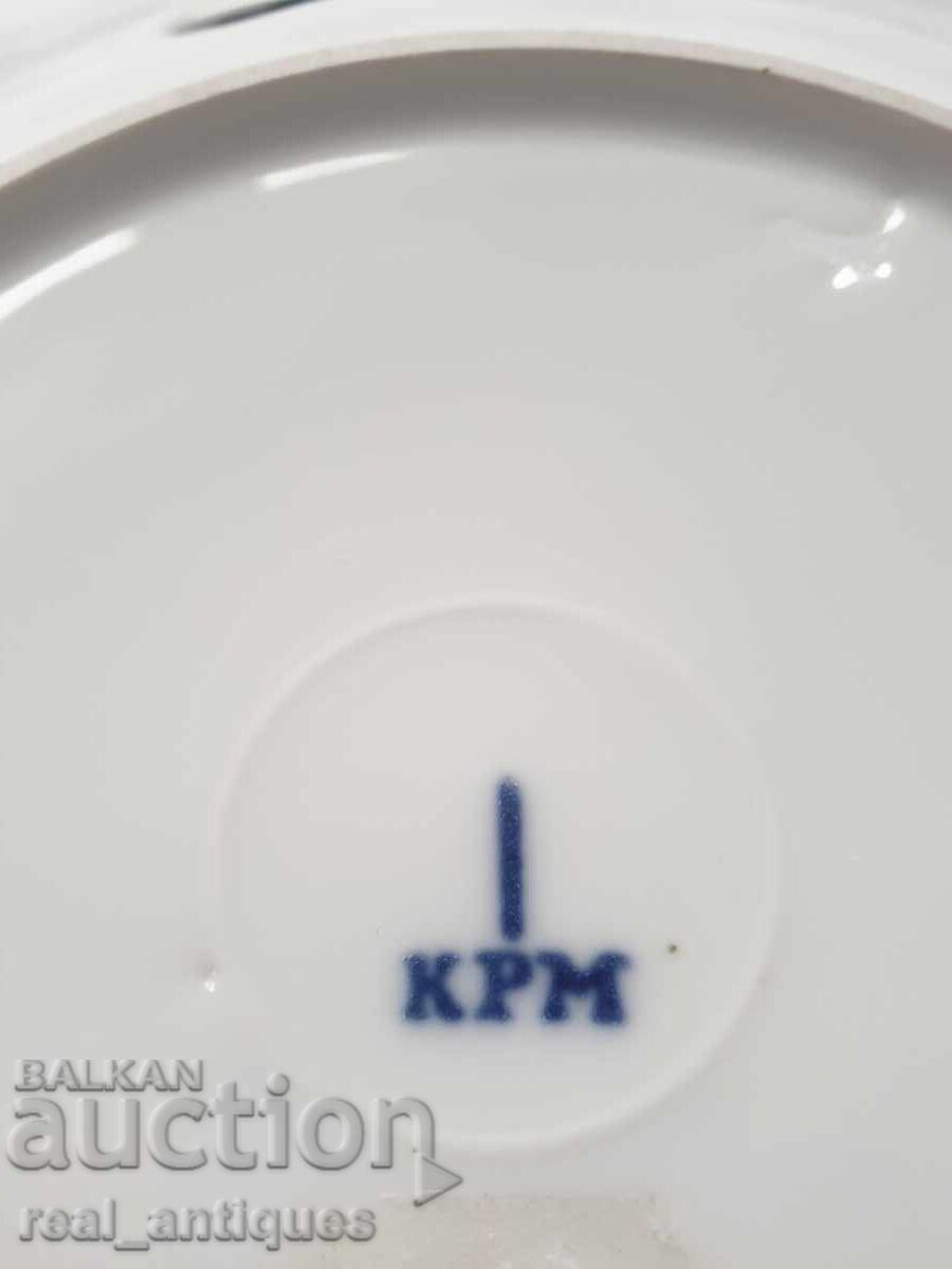 Порцеланова чиния KPM - 7 Порцеланова чиния KPM - 7