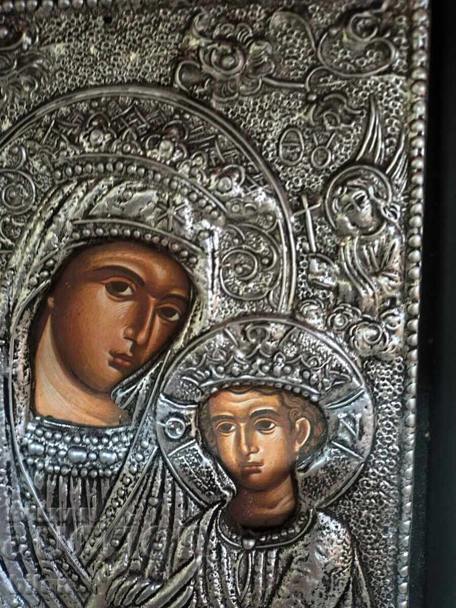 Licitație Minunată Icoană Argintată a Maicii Domnului cu Pruncul Hristos Licitație Minunată Icoană Argintată a Maicii Domnului cu Pruncul Hristos