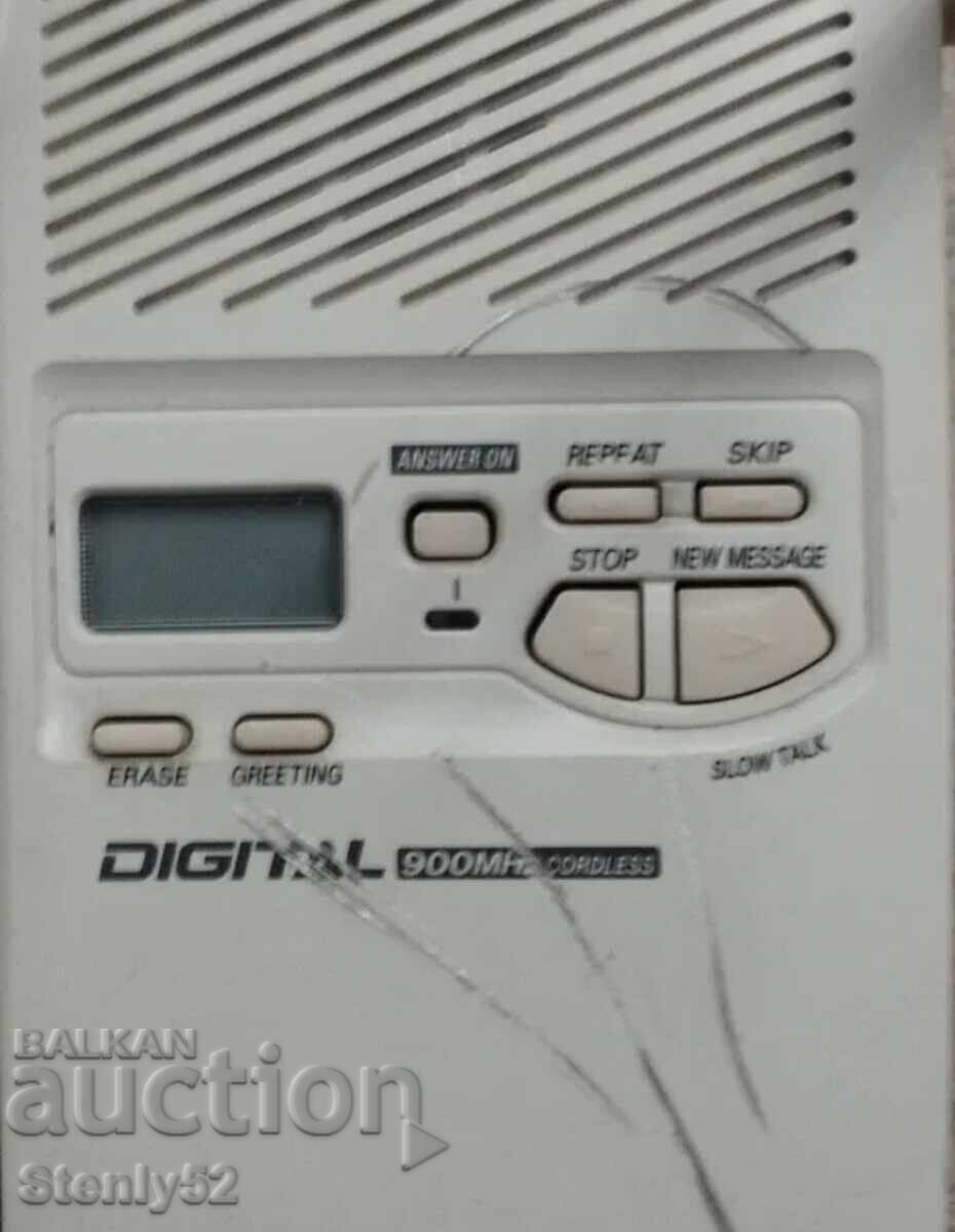 Стационарен телефон цифров "Panasonic"със секретар с цена € 10.00 | 19.56 лв. Стационарен телефон цифров "Panasonic"със секретар с цена € 10.00 | 19.56 лв.