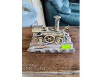 ΜΑΚΕΤΑ ΑΤΜΟΜΗΧΑΝΗΣ