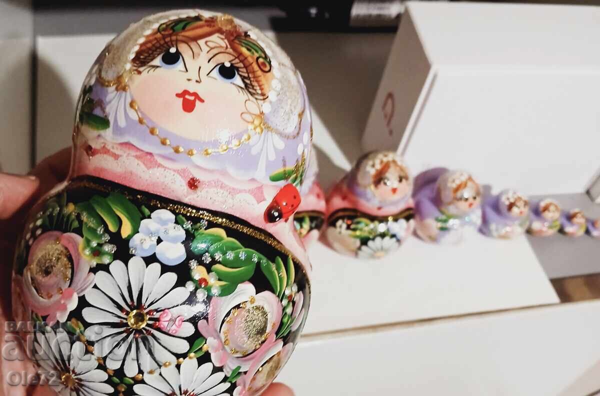 Κούκλα ματριόσκα 10-κα Ρωσίας με τιμή 55.00 BGN | € 28.12