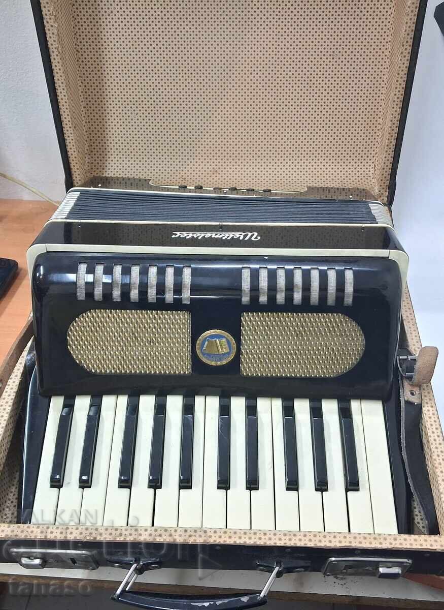 Weltmeister Student Accordion - 12 Bass - 6