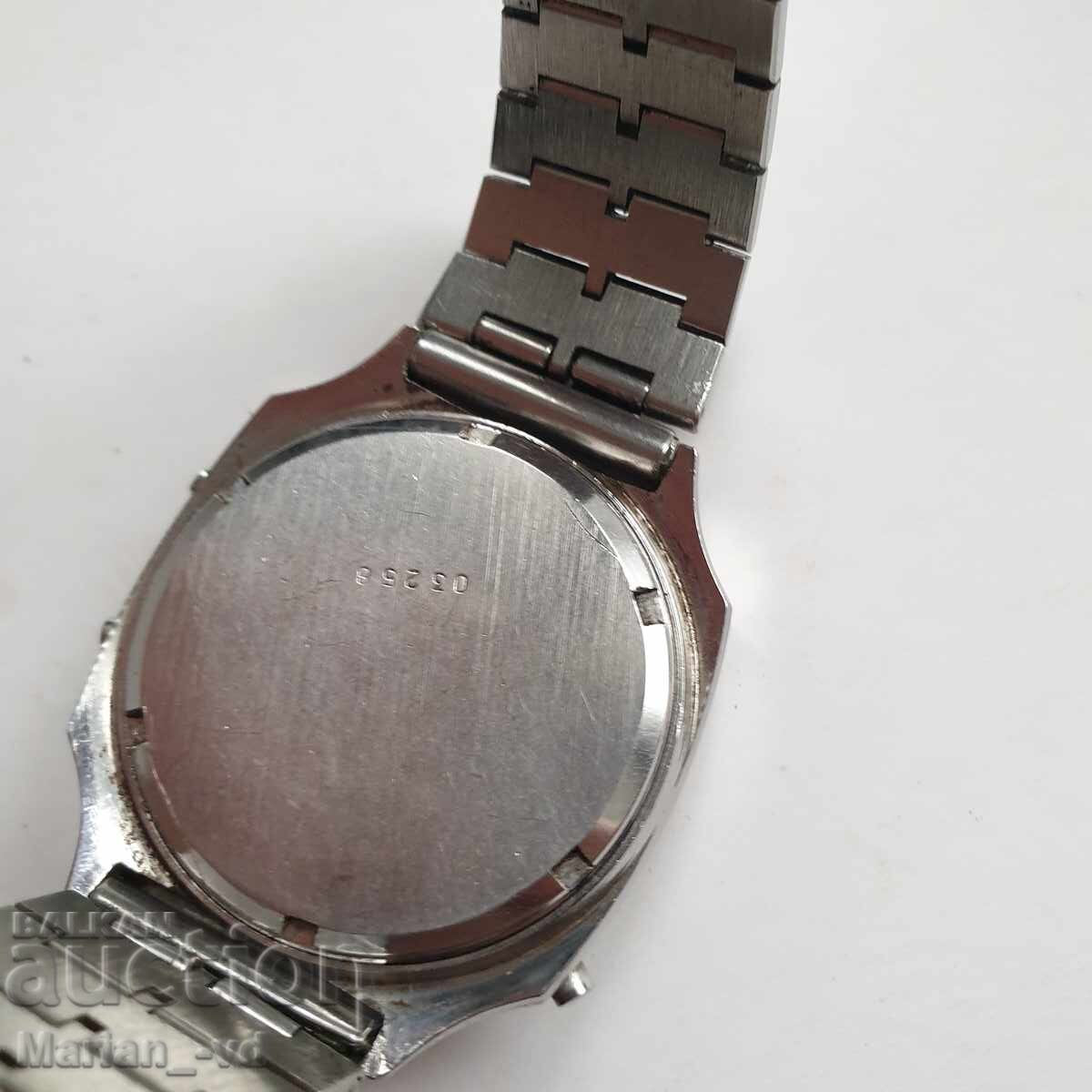 Ηλεκτρονικό ρολόι Commander - 6 Ηλεκτρονικό ρολόι Commander - 6