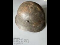 Casca militară veche pentru colecție