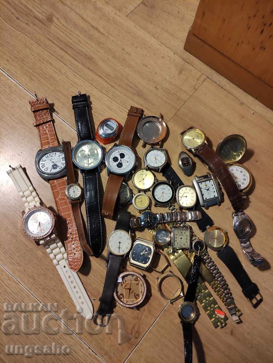 Lot of watch parts. Cases, Bracelets. From 1 St Lot of watch parts. Cases, Bracelets. From 1 St
