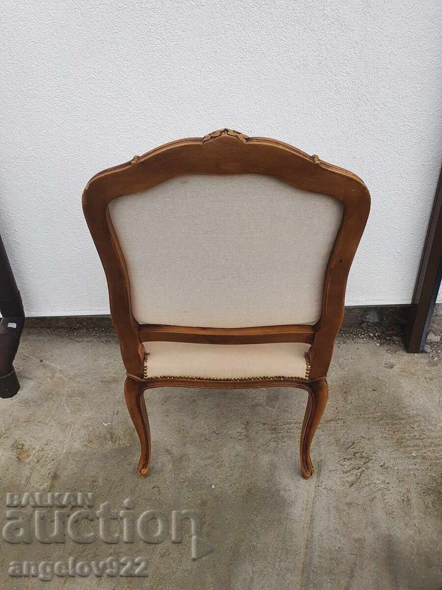 Delivery of Vintage Romeo and Juliet Armchair Delivery of Vintage Romeo and Juliet Armchair