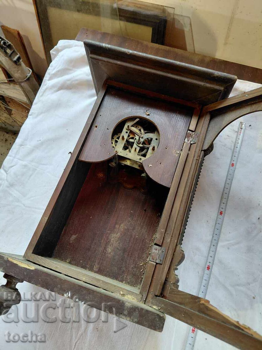 Κουτί για ρολόι τοίχου με μηχανισμό. BZC με τιμή 26.00 BGN | € 13.29