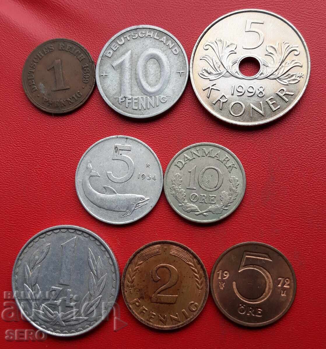 Mixed lot of 8 coins