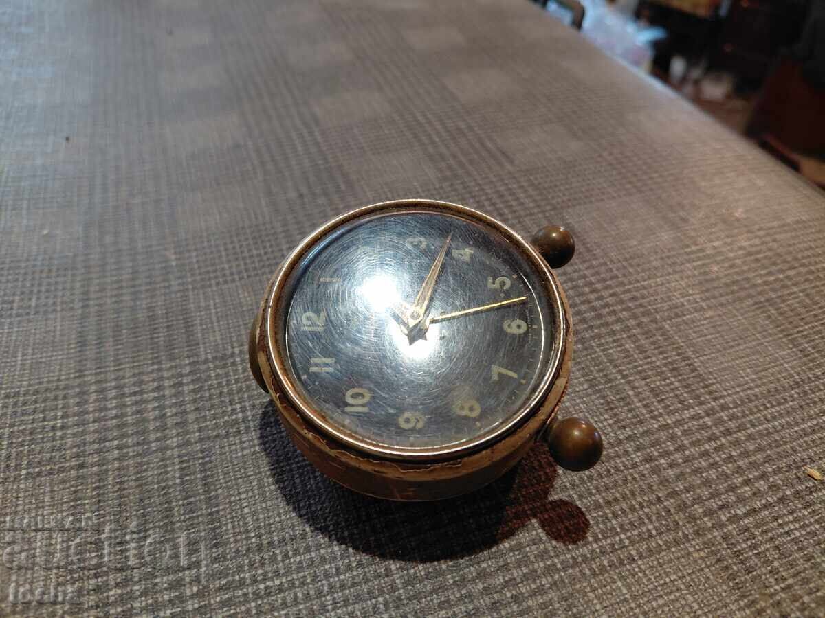 Παράδοση Junghans, ρολόι BZTS