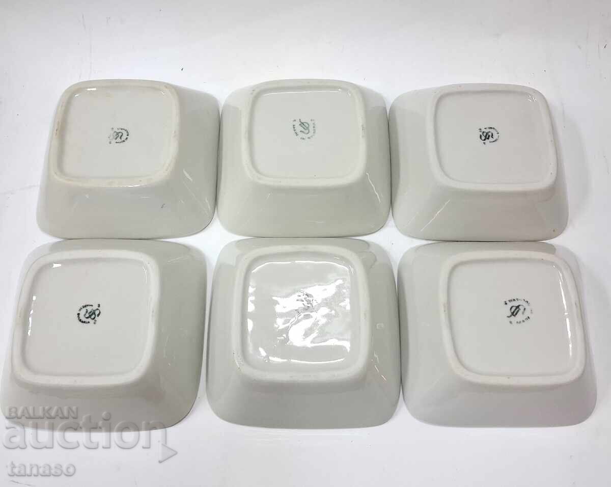 Комплект от шест порцеланови купички със златен кант - 6 Комплект от шест порцеланови купички със златен кант - 6