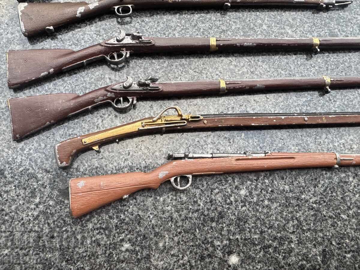 Δημοπρασία Μινιατούρες διακοσμητικά τουφέκια συλλογή Δημοπρασία Μινιατούρες διακοσμητικά τουφέκια συλλογή