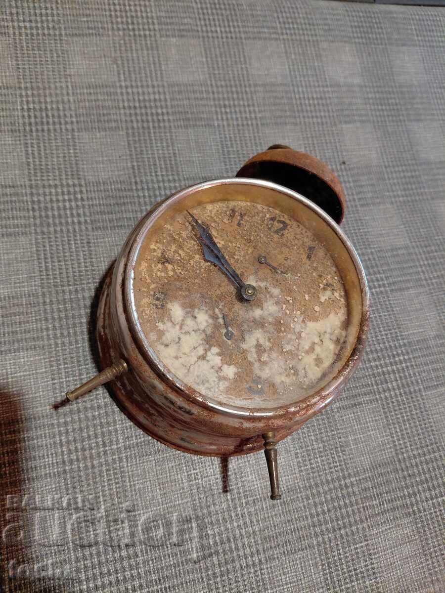 Γκούσταβ Μπέκερ . BZTS