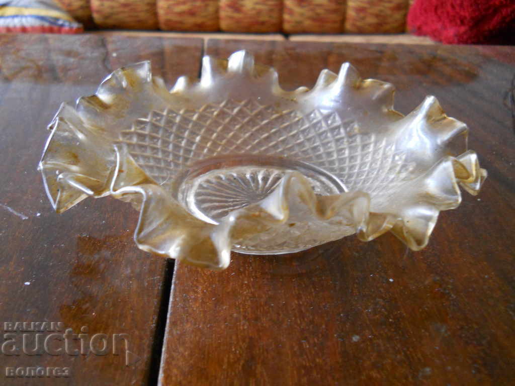 Glass candy dish in Art Nouveau style with price 20.00 BGN | € 10.23