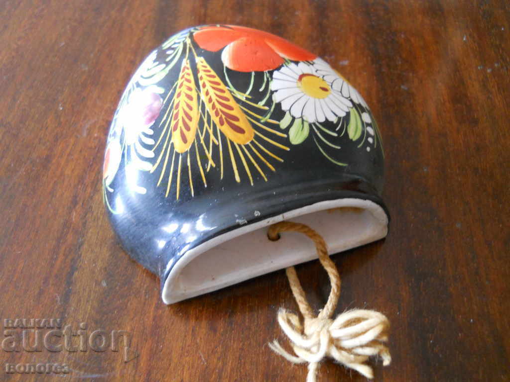 Κεραμικό επιτοίχιο βάζο με τιμή 10.00 BGN | € 5.11