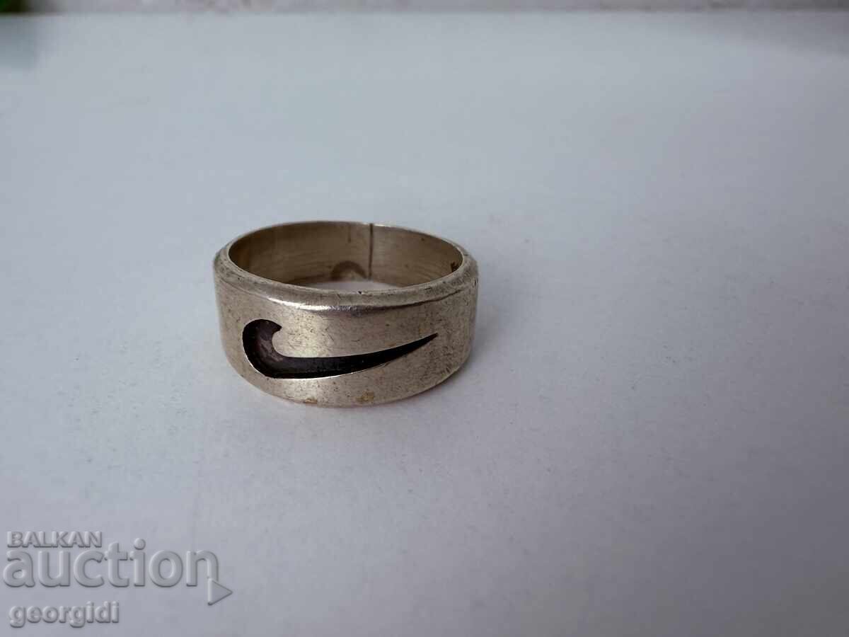 Inel masiv din argint. №7634