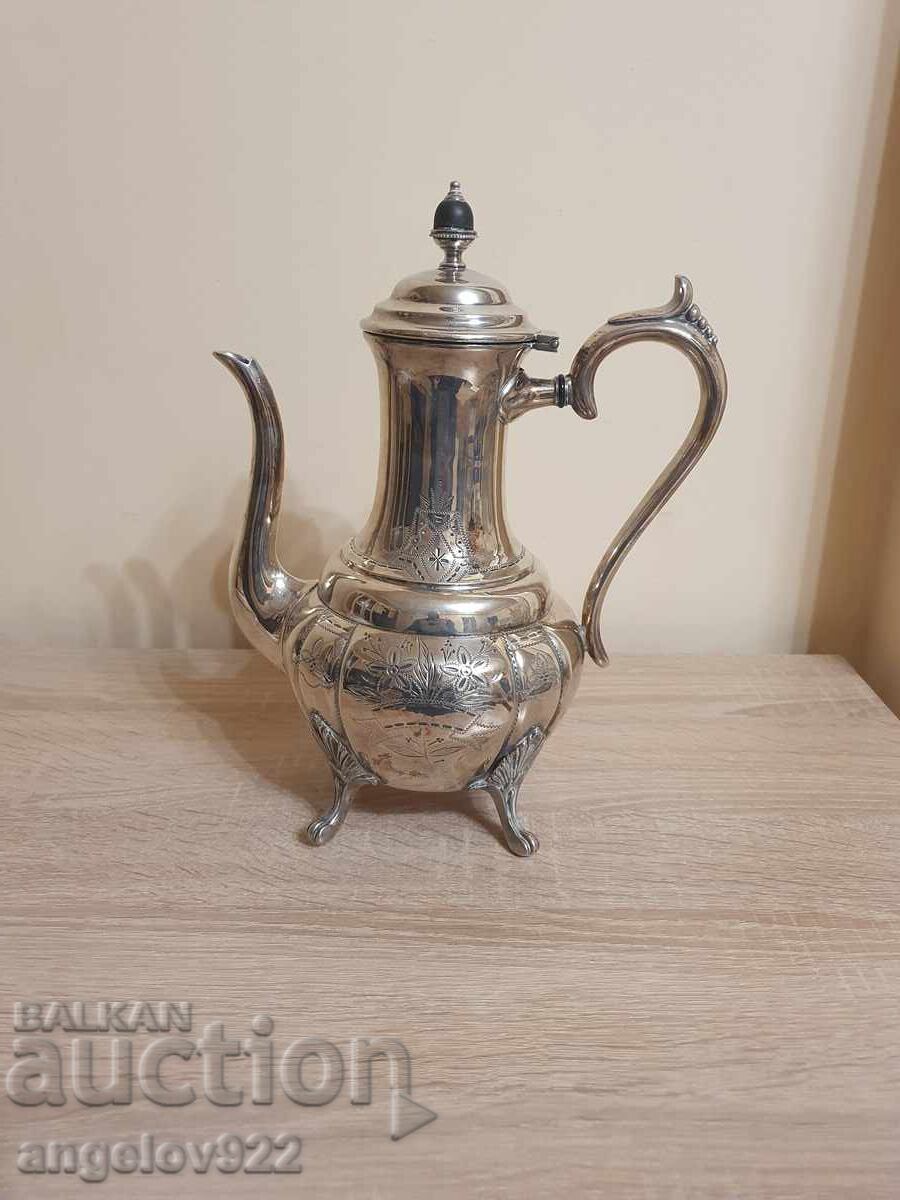 Delivery of Silver-plated engraved metal teapot!!!