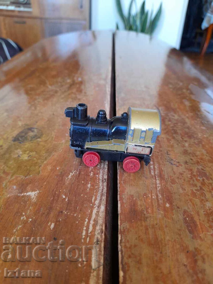 Стара играчка локомотив