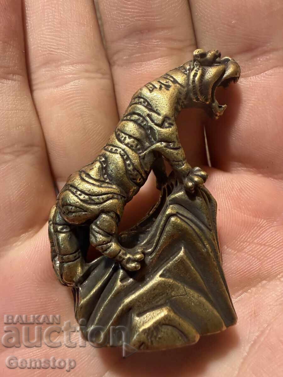 ΕΚΠΤΩΣΗ! 74 γραμμάρια στυλιζαρισμένο χάλκινο ειδώλιο τίγρης από 1 st! - 6 ΕΚΠΤΩΣΗ! 74 γραμμάρια στυλιζαρισμένο χάλκινο ειδώλιο τίγρης από 1 st! - 6