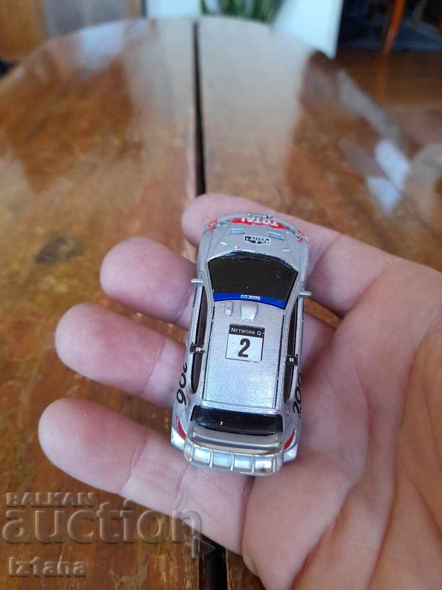 Old car, Peugeot 206 - 5