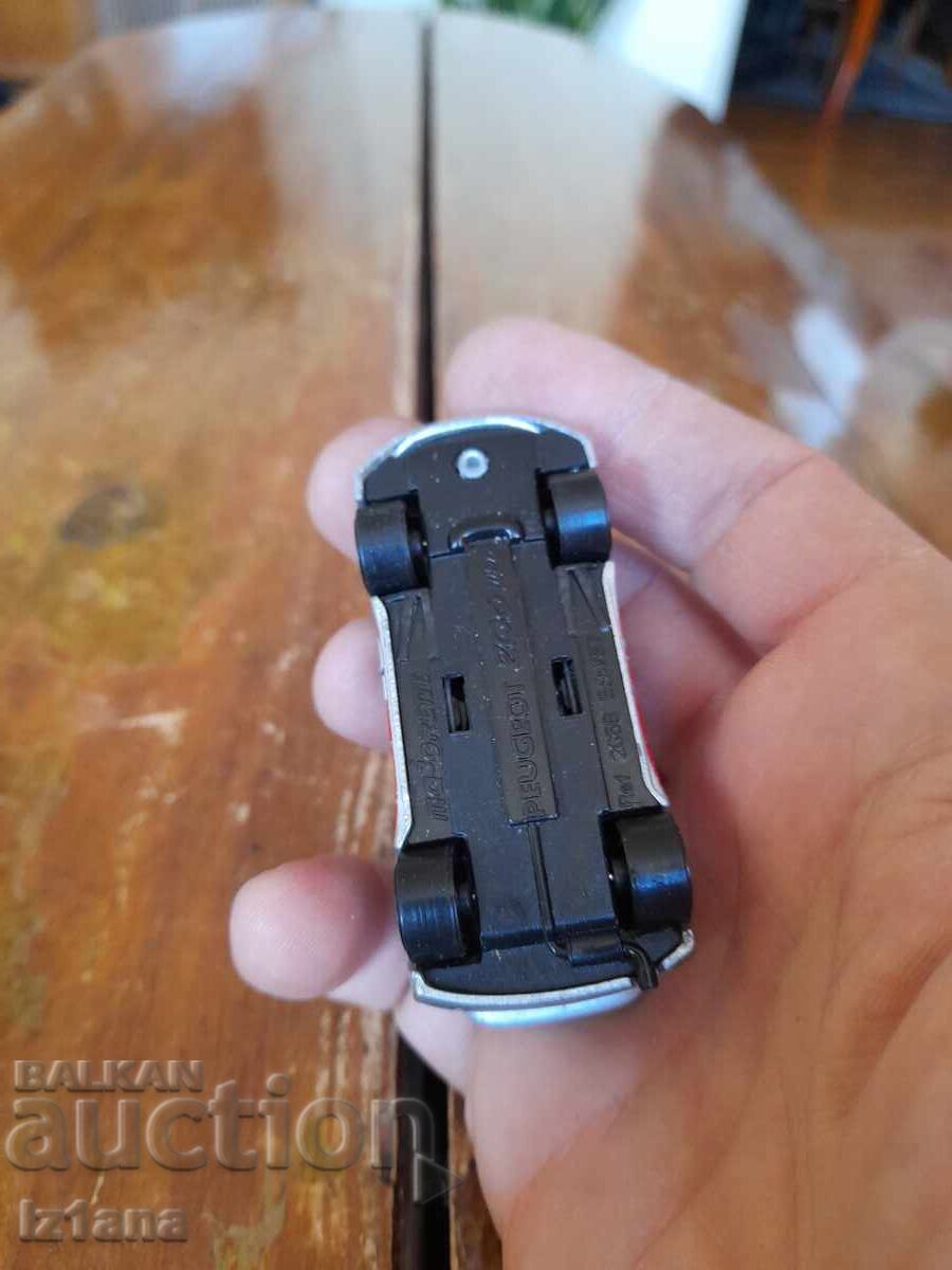 Old car, Peugeot 206 - 6