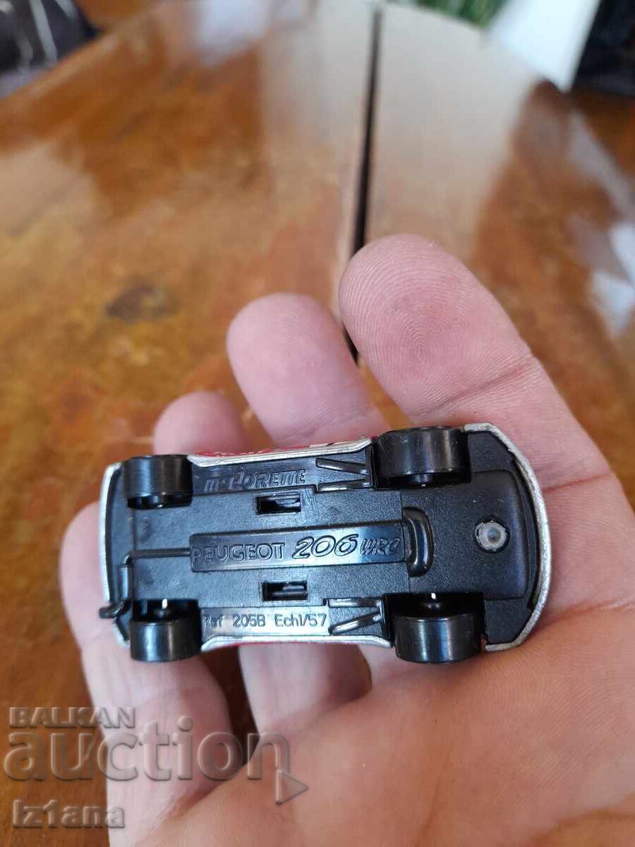 Old car, Peugeot 206 - 7