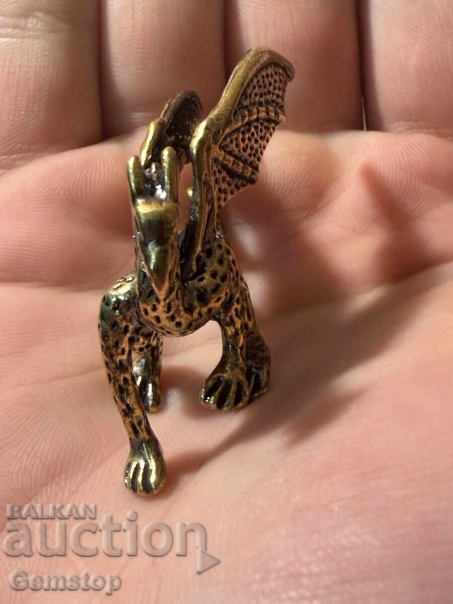 ΒΖΤ! 32 γραμμάρια στυλιζαρισμένο χάλκινο ειδώλιο δράκου από 1 st! με τιμή 12.05 BGN | € 6.16 ΒΖΤ! 32 γραμμάρια στυλιζαρισμένο χάλκινο ειδώλιο δράκου από 1 st! με τιμή 12.05 BGN | € 6.16