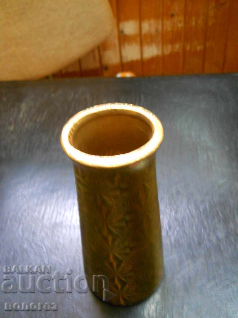 Vaza din ceramica cu preț 5.00 BGN | € 2.56