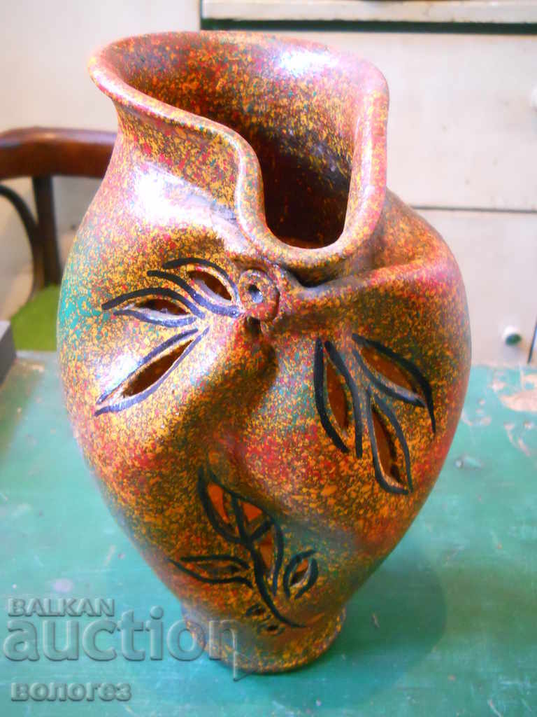 Vază din ceramică (meșteșug) cu preț 20.00 BGN | € 10.23
