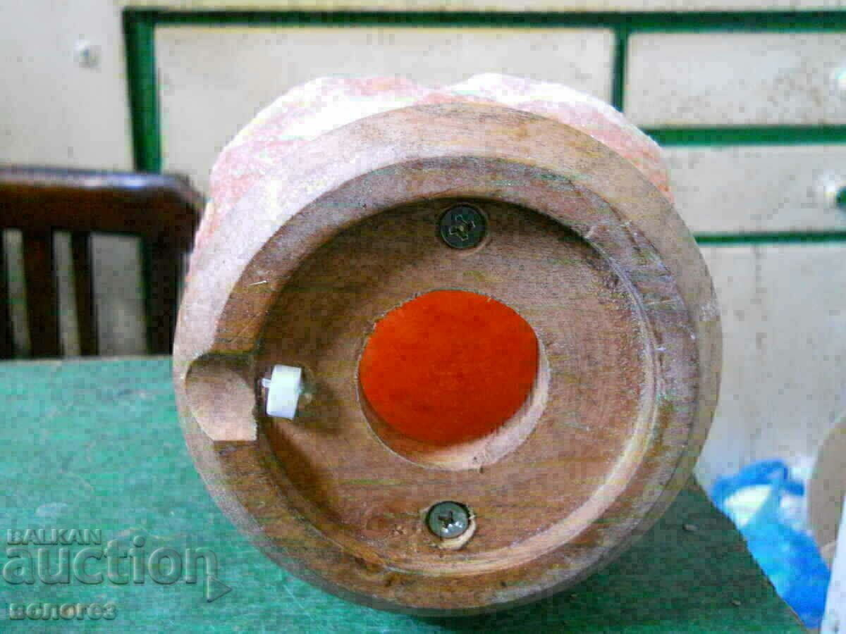 Delivery of Himalayan salt night lamp