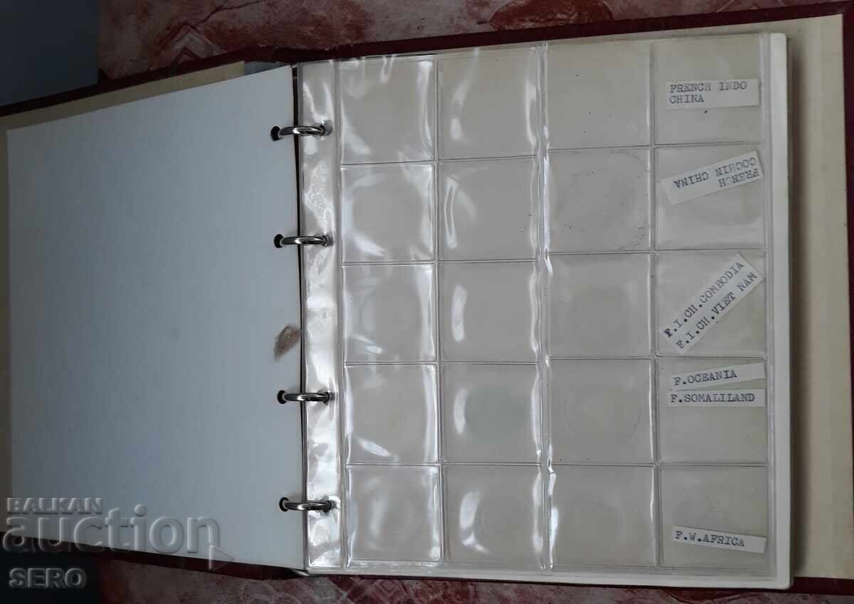 Auction  Coin album with 10 sheets for 176 coins of different sizes