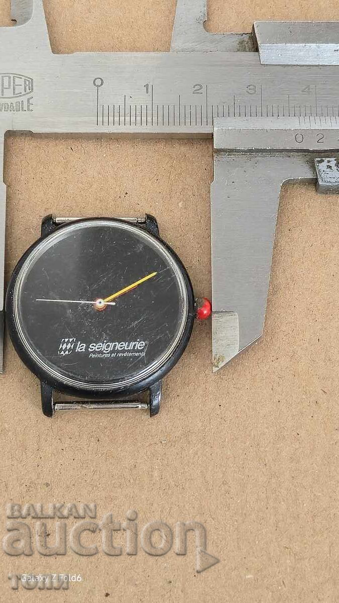 Delivery of WATCH IS RARE I DON'T KNOW IF THE BZC WORKS!!!!