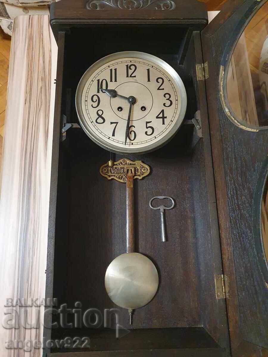 Old German Wall Clock WORKING with price 3.50 BGN | € 1.79 Old German Wall Clock WORKING with price 3.50 BGN | € 1.79